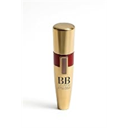 Double the Drama: A Luxe 2-in-1 Matte Lipstick That Transforms Your Look Instantly