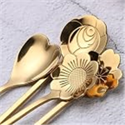 Stainless Steel Gold Coffee Spoon Set, Dessert Spoons with Flower and Heart Shapes, 24 Centimeter, Set of 4